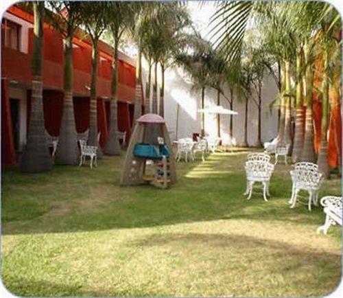 Hotel Suites Del Real Zapopan Exterior photo